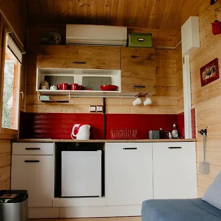 Appartement Korcal Fahazak Koronco