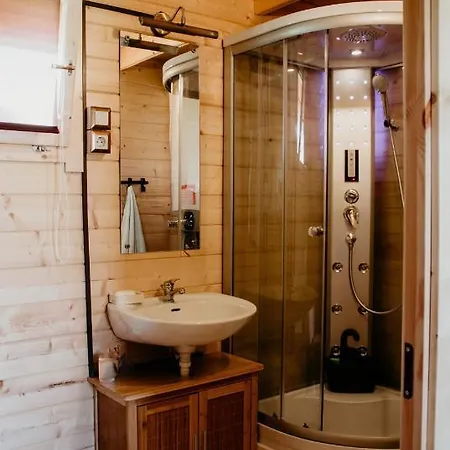 Korcal Fahazak Appartement